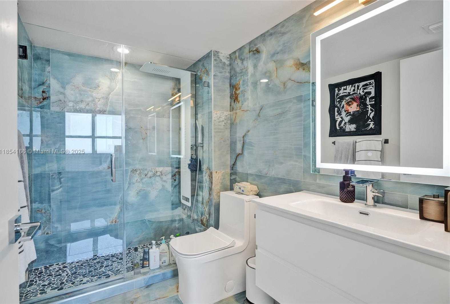 Small Image of 650 WEST AVE #1408, Miami Beach Number 11