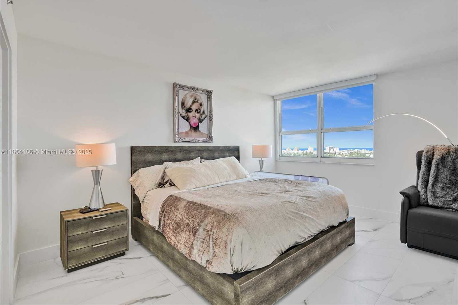 Small Image of 650 WEST AVE #1408, Miami Beach Number 12