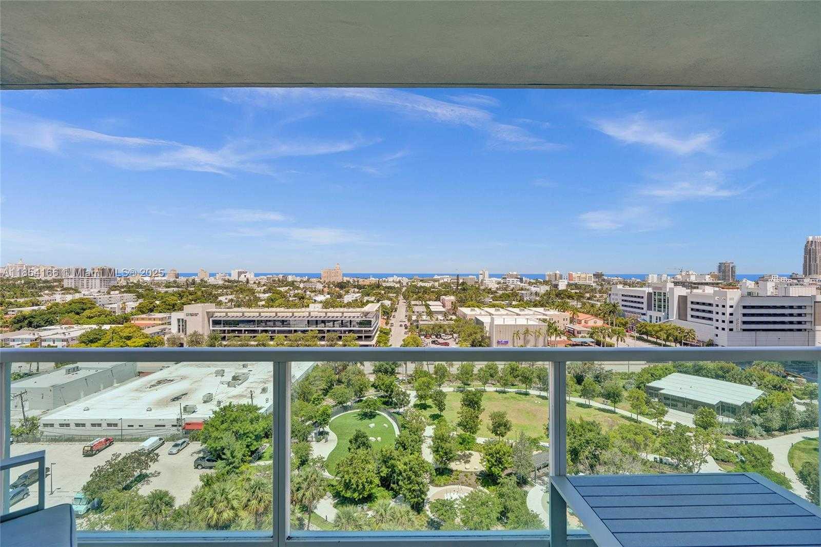 Small Image of 650 WEST AVE #1408, Miami Beach Number 2