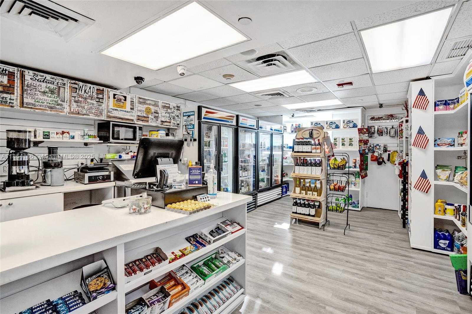 Small Image of 650 WEST AVE #1408, Miami Beach Number 22