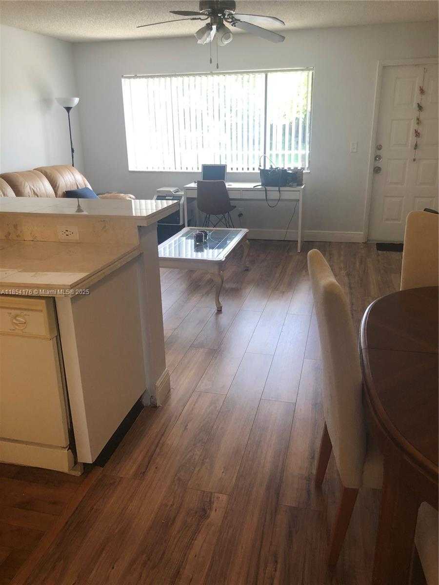 Small Image of 1823 WEST MEADOWS CIR W #1823, Boynton Beach Number 8