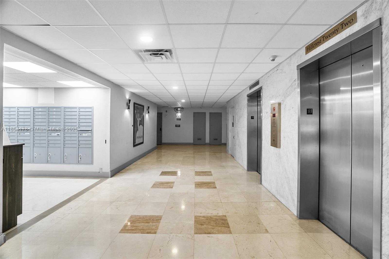 Small Image of 4350 HILLCREST DR #118, Hollywood Number 4