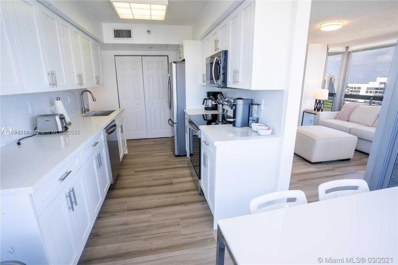 Small Image of 3530 MYSTIC POINTE DR #2509, Aventura Number 10