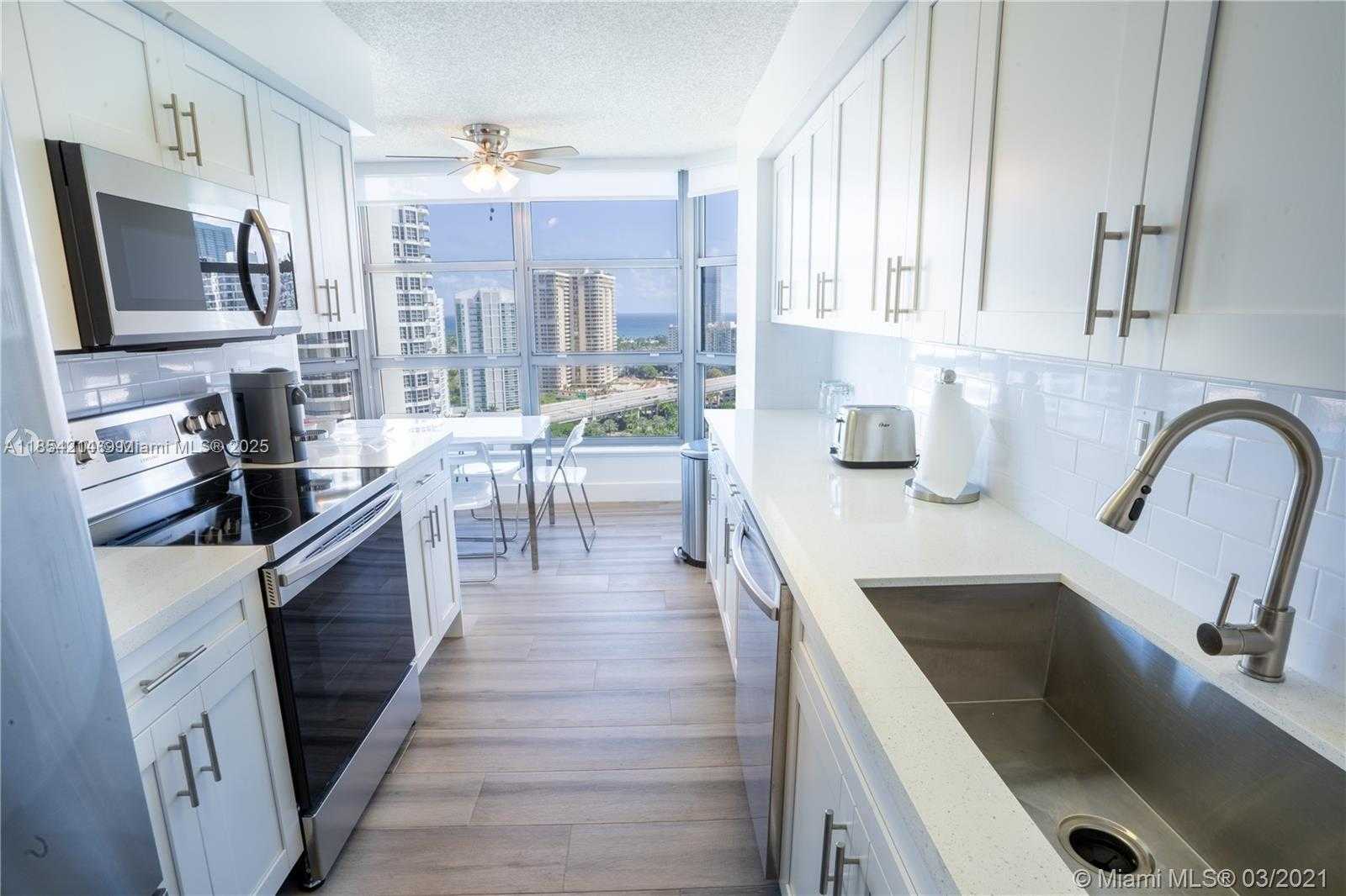 Small Image of 3530 MYSTIC POINTE DR #2509, Aventura Number 12