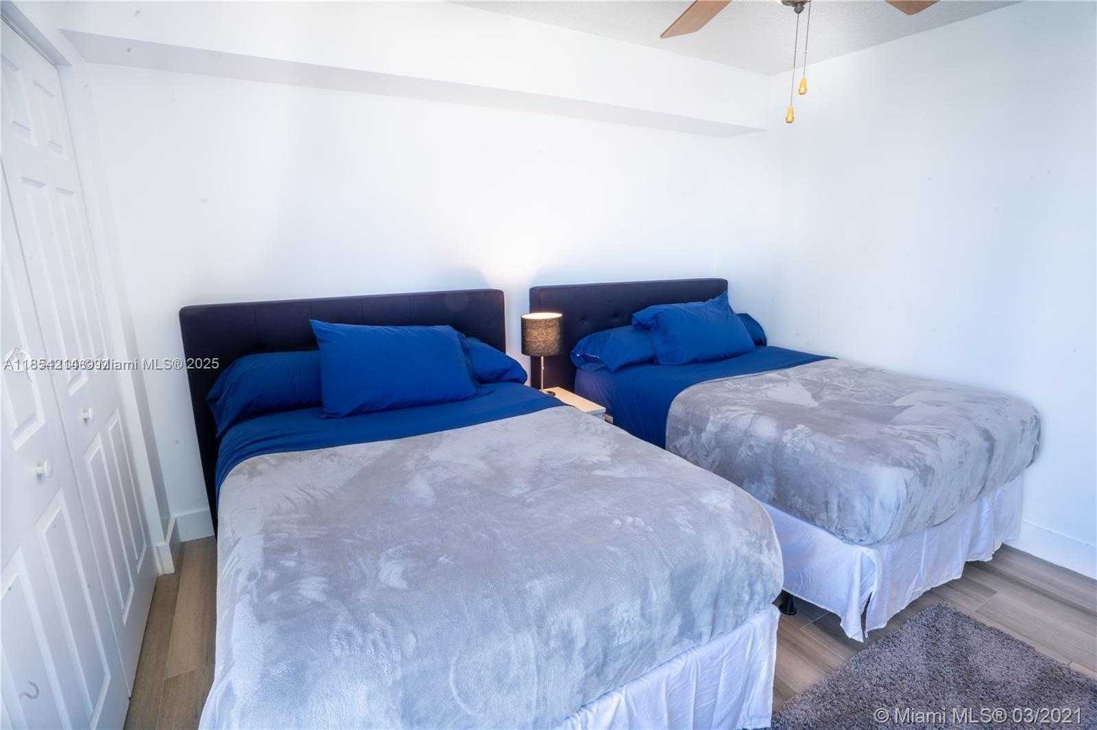 Small Image of 3530 MYSTIC POINTE DR #2509, Aventura Number 15