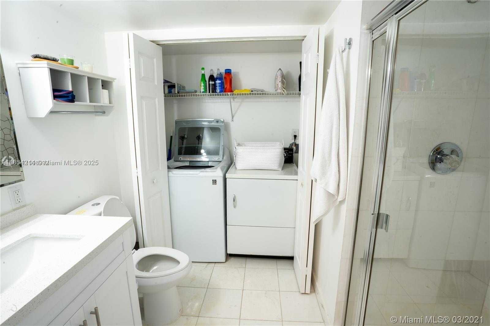 Small Image of 3530 MYSTIC POINTE DR #2509, Aventura Number 18