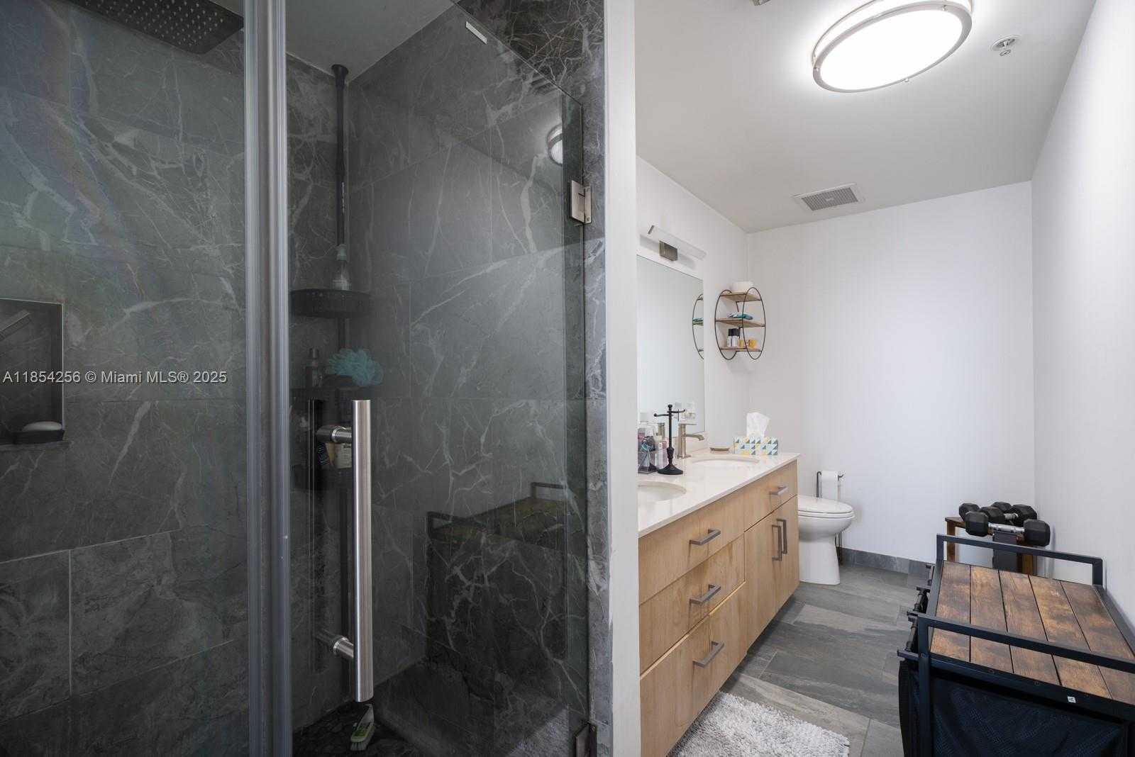 Small Image of 3470 EAST COAST AVE #H0911, Miami Number 7