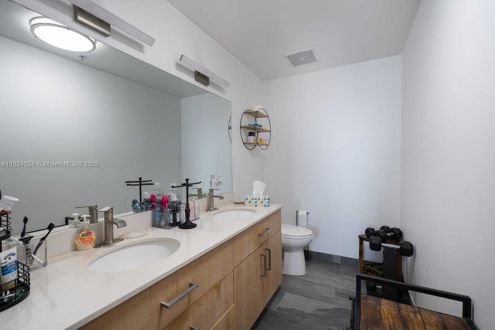 Small Image of 3470 EAST COAST AVE #H0911, Miami Number 8