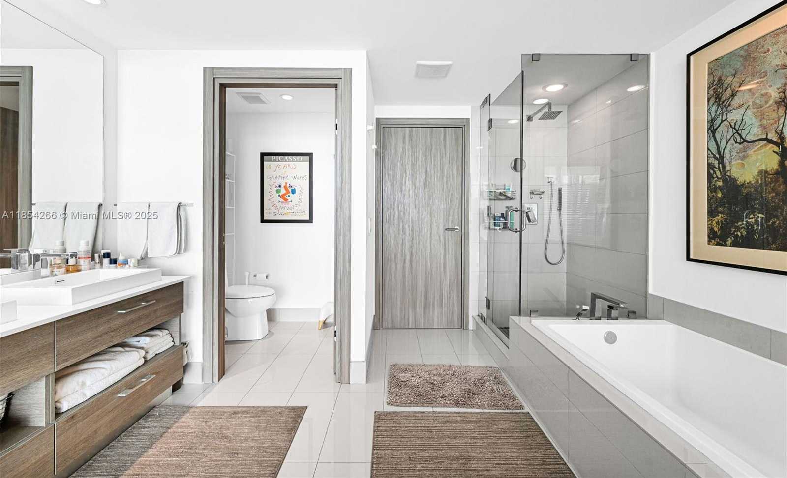 Small Image of 650 NORTH EAST 32ND ST #2201, Miami Number 17