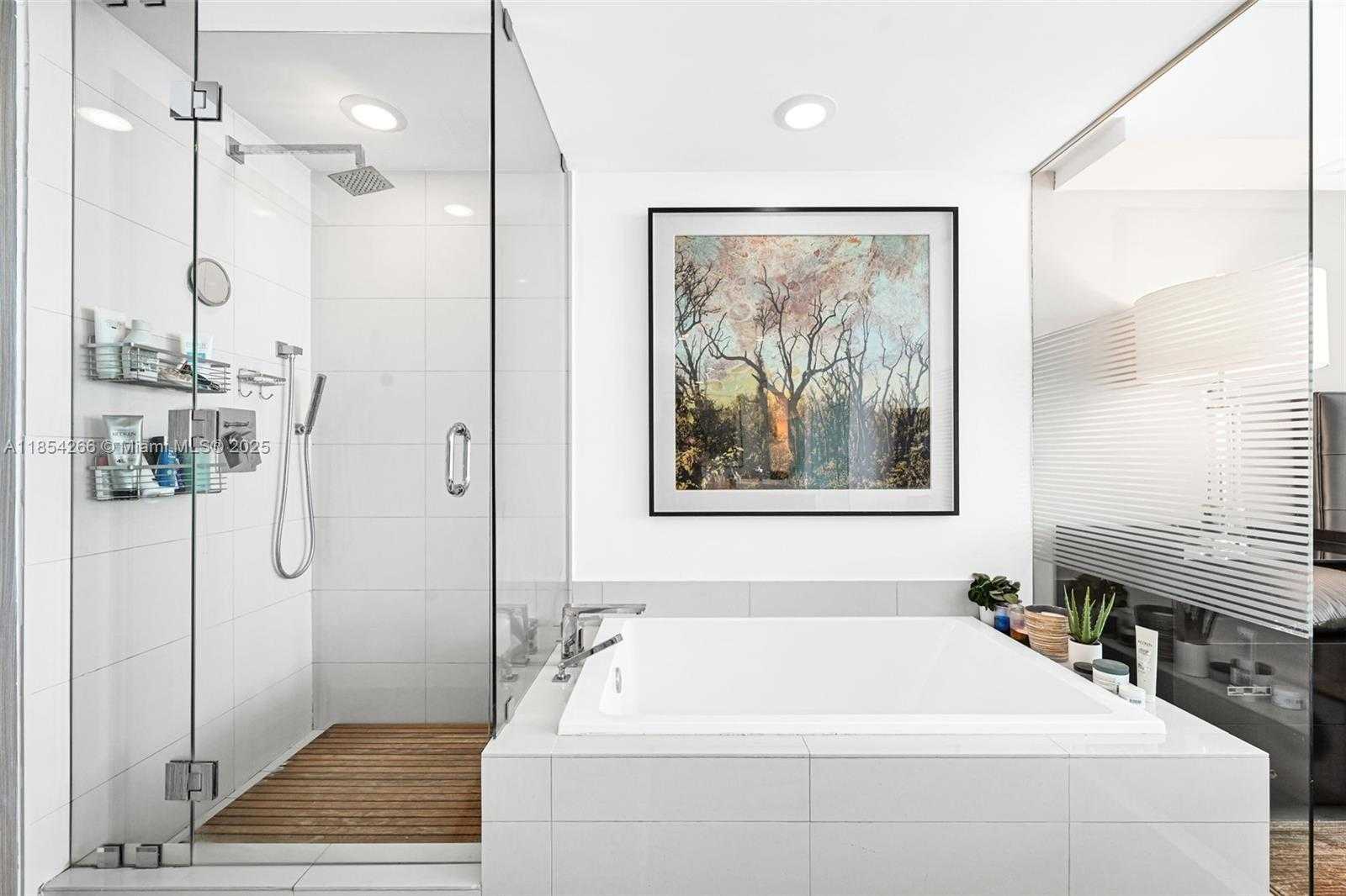 Small Image of 650 NORTH EAST 32ND ST #2201, Miami Number 18