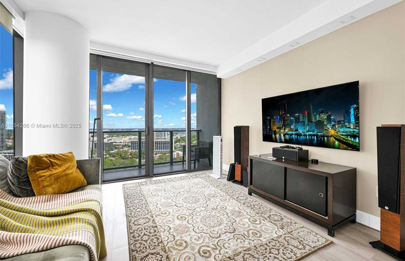 Small Image of 650 NORTH EAST 32ND ST #2201, Miami Number 25