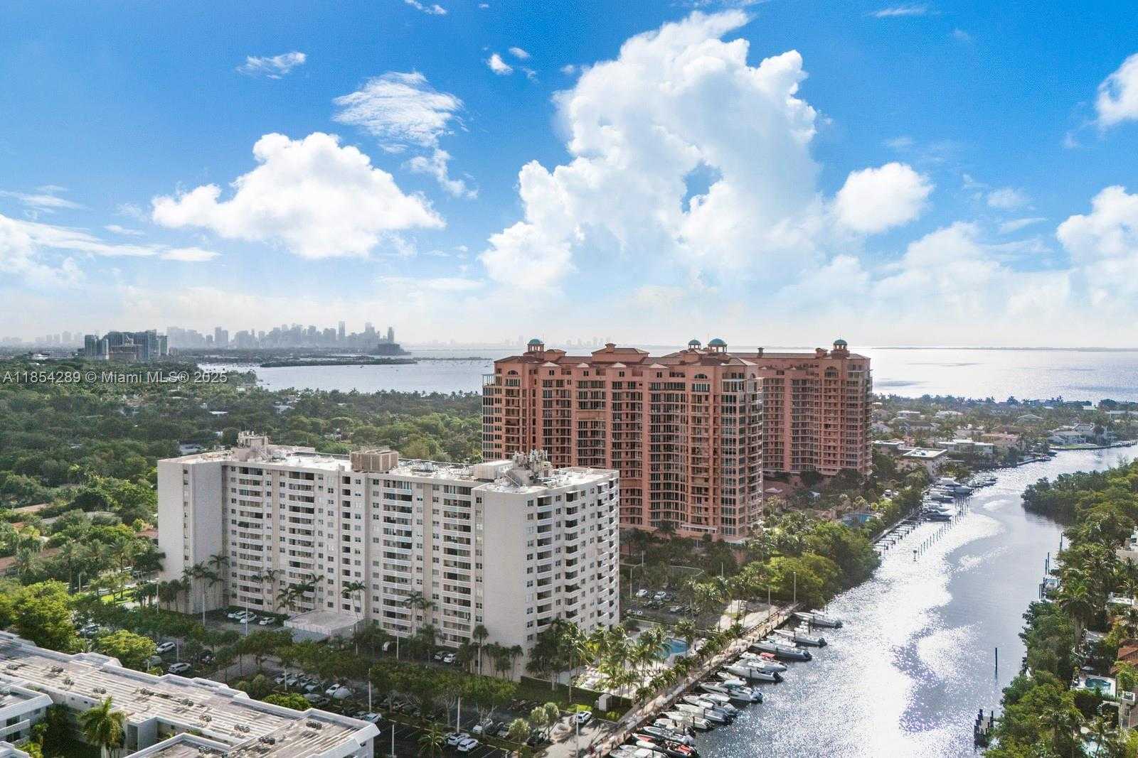 Small Image of 90 EDGEWATER DR #1111, Coral Gables Number 17
