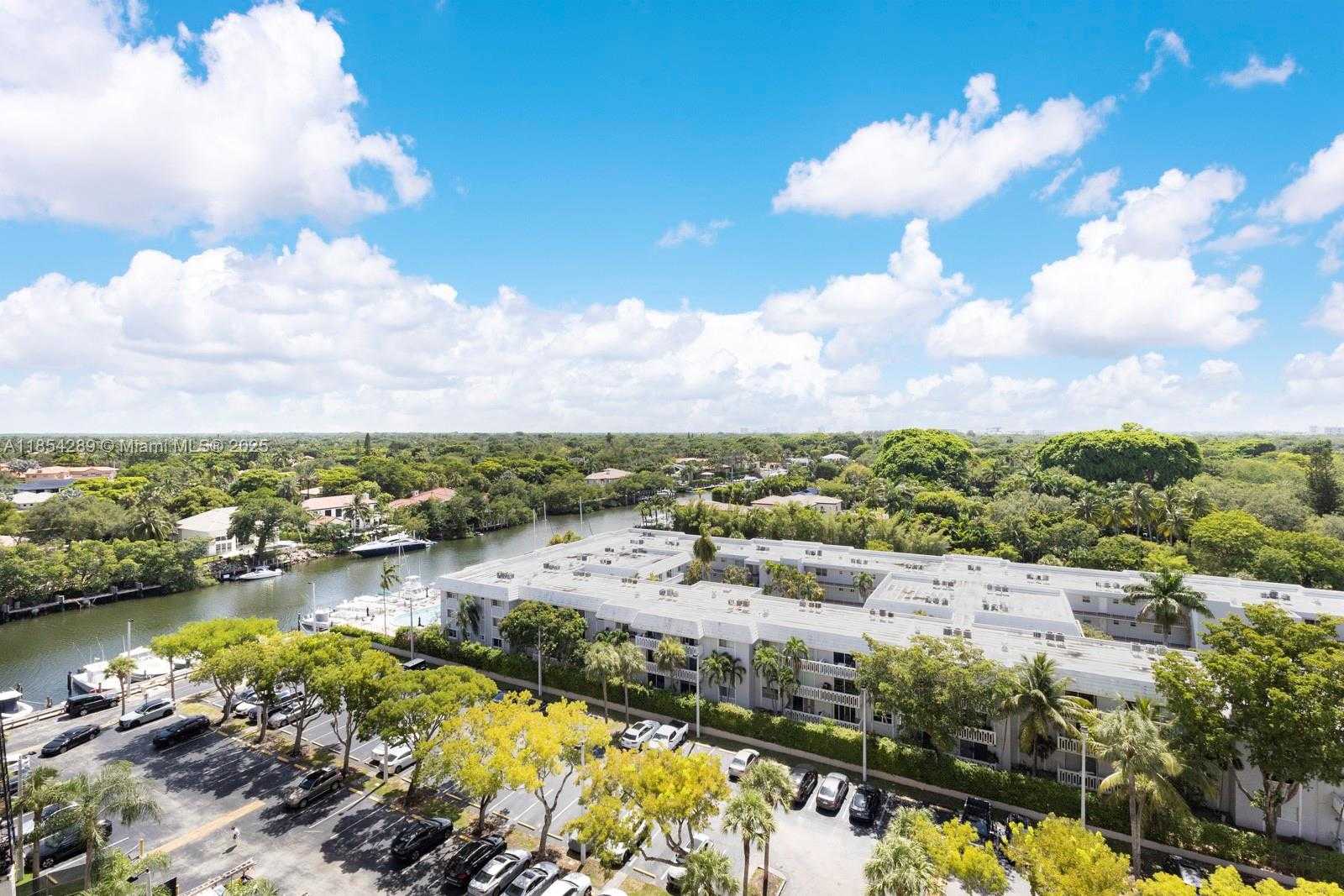 Small Image of 90 EDGEWATER DR #1111, Coral Gables Number 8