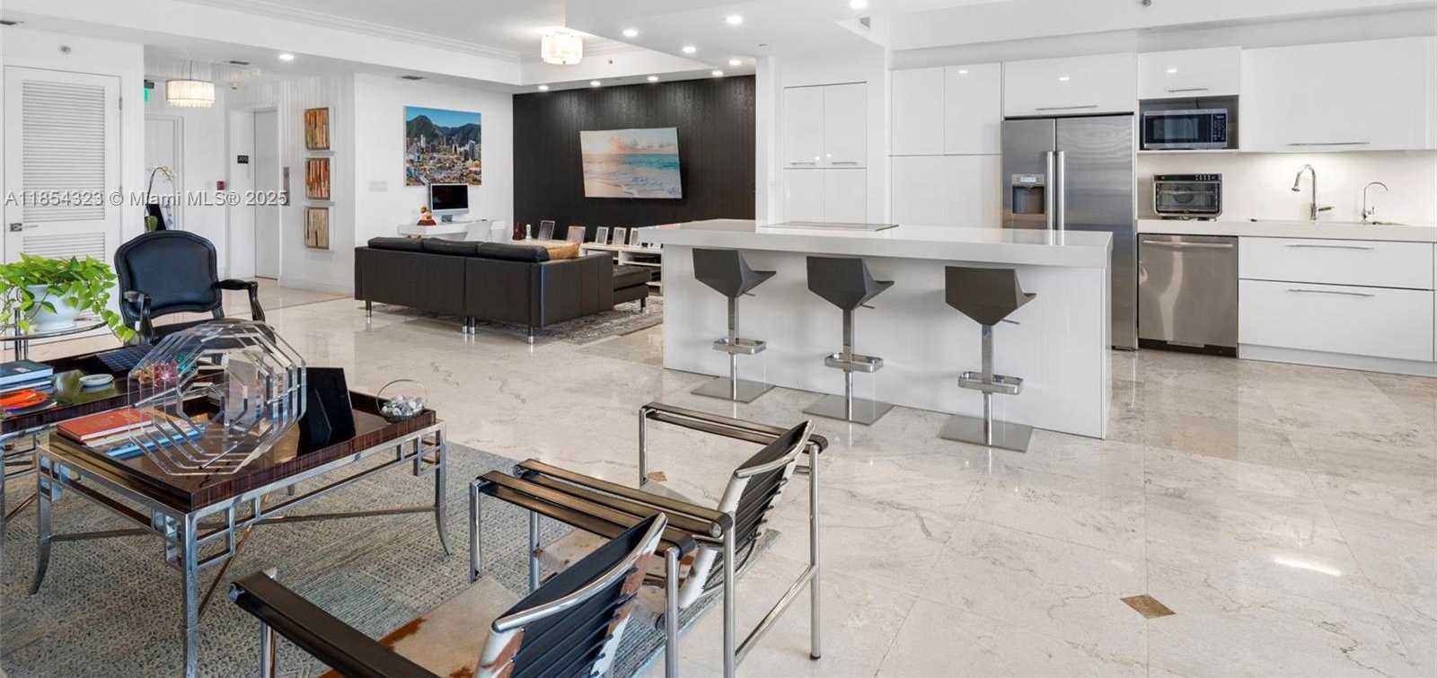 Small Image of Key Biscayne Number 18
