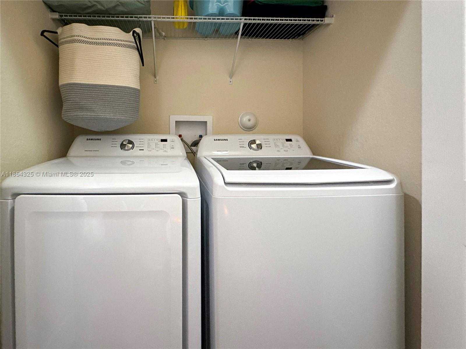Small Image of 8877 SOUTH WEST 223RD LN, Cutler Bay Number 11