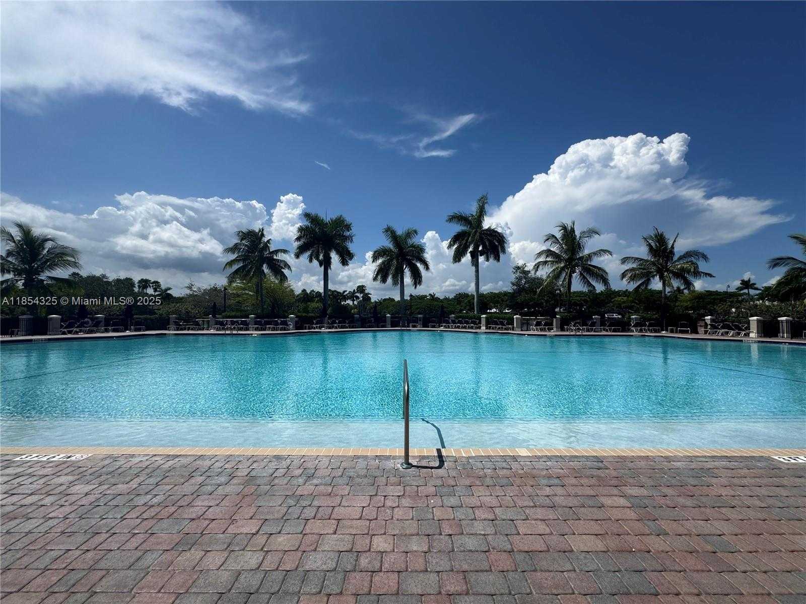 Small Image of 8877 SOUTH WEST 223RD LN, Cutler Bay Number 19