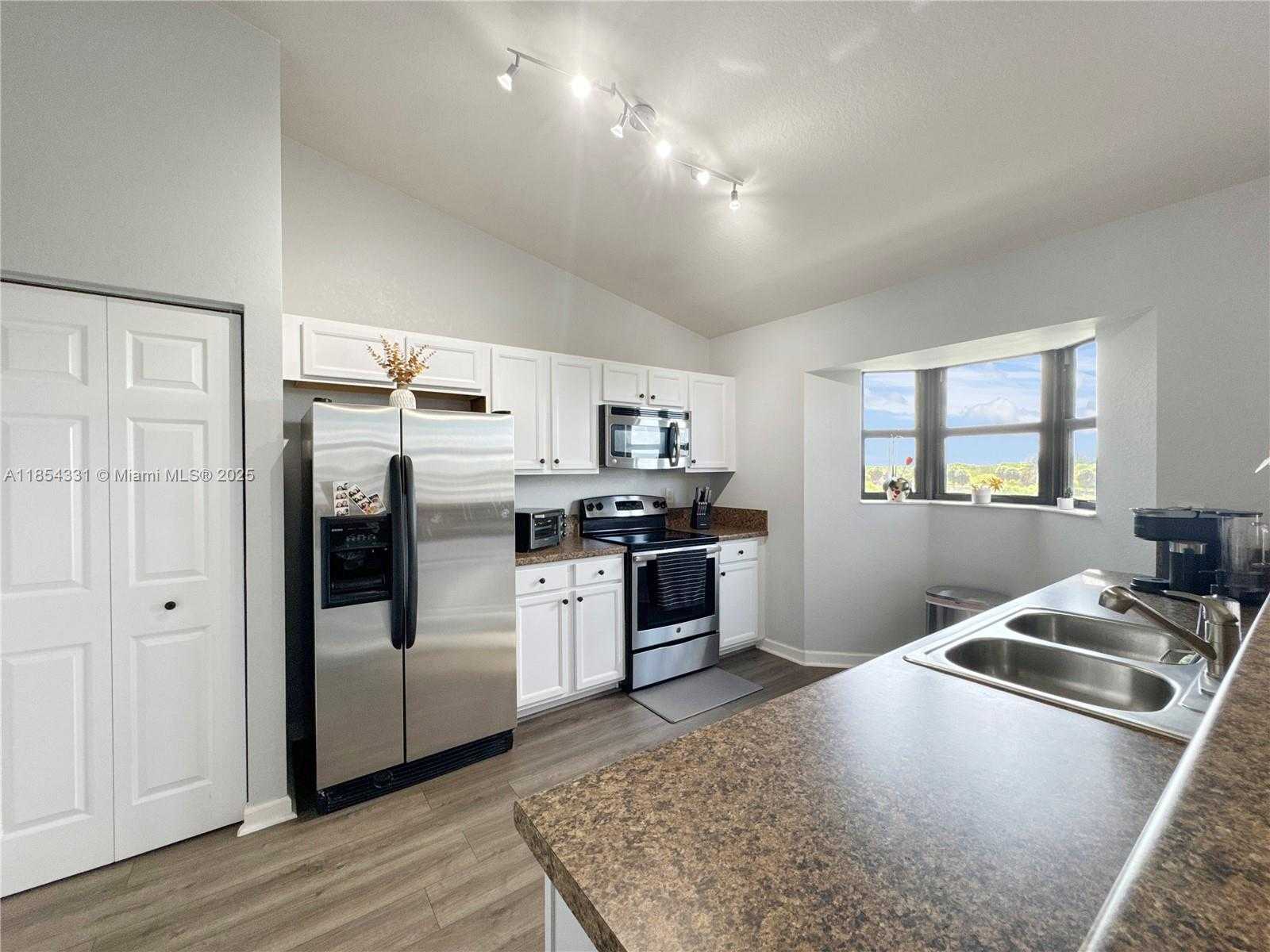 Small Image of 22541 SOUTH WEST 88TH PL #304-6, Cutler Bay Number 5