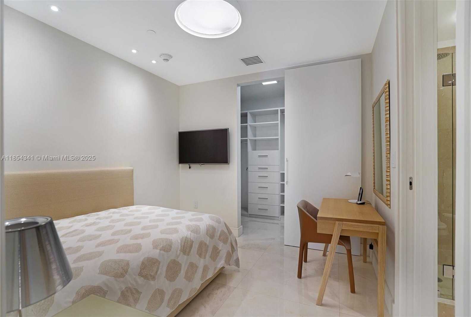Small Image of 17475 COLLINS AVE #601, Sunny Isles Beach Number 13