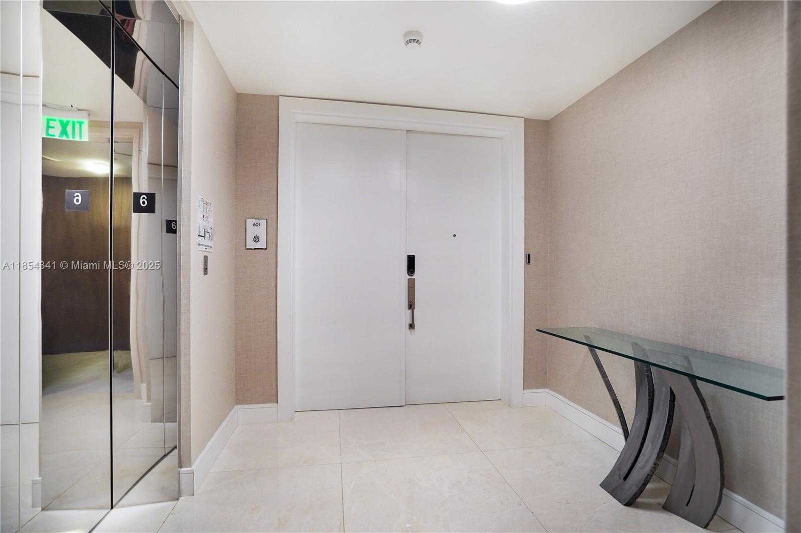 Small Image of 17475 COLLINS AVE #601, Sunny Isles Beach Number 3