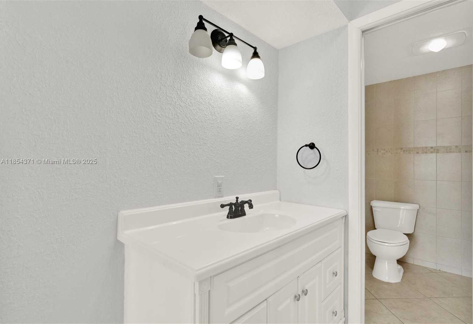 Small Image of 1335 WEST 68TH ST #207, Hialeah Number 15