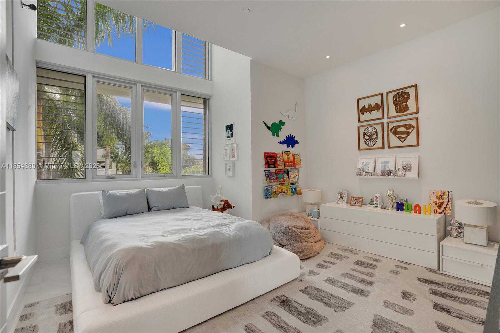 Small Image of 3750 YACHT CLUB DR #TH2, Aventura Number 19