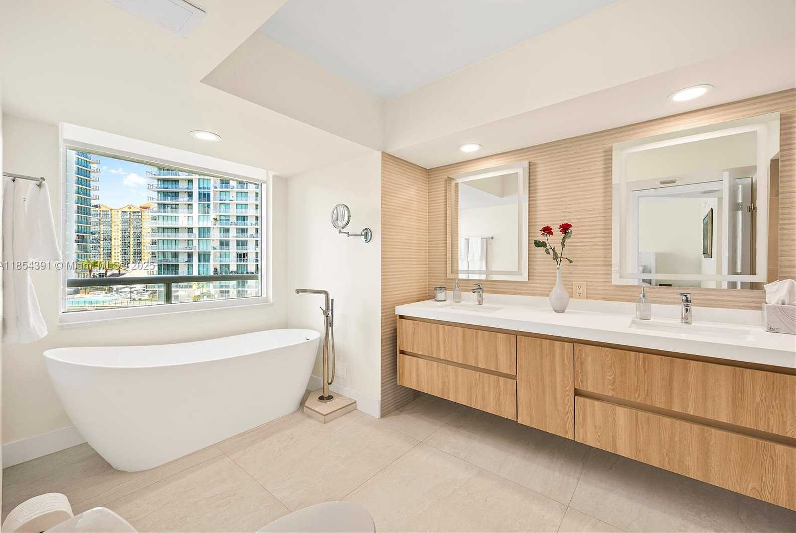 Small Image of 16500 COLLINS AVE #851, Sunny Isles Beach Number 19