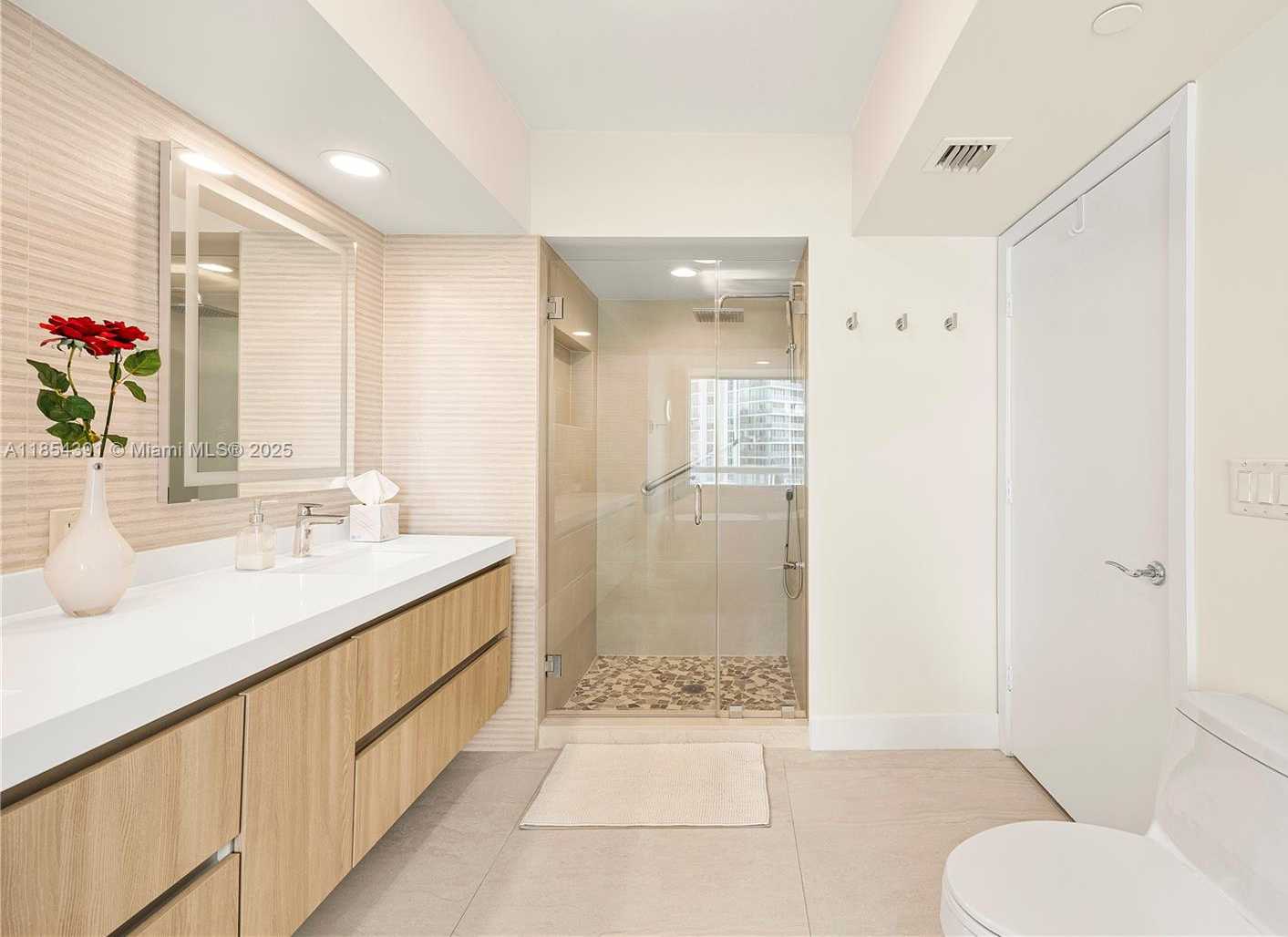 Small Image of 16500 COLLINS AVE #851, Sunny Isles Beach Number 21
