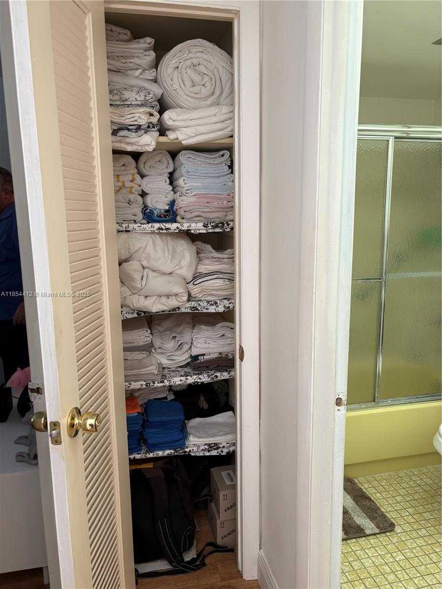 Small Image of 8000 NORTH SUNRISE LAKES DR #309, Sunrise Number 19