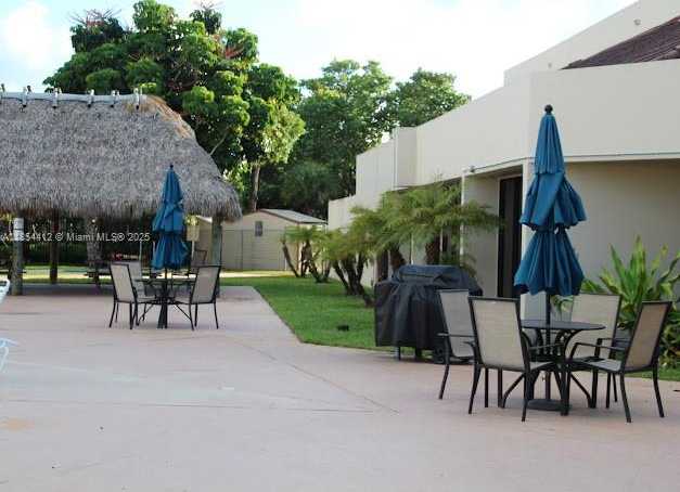 Small Image of 8000 NORTH SUNRISE LAKES DR #309, Sunrise Number 39