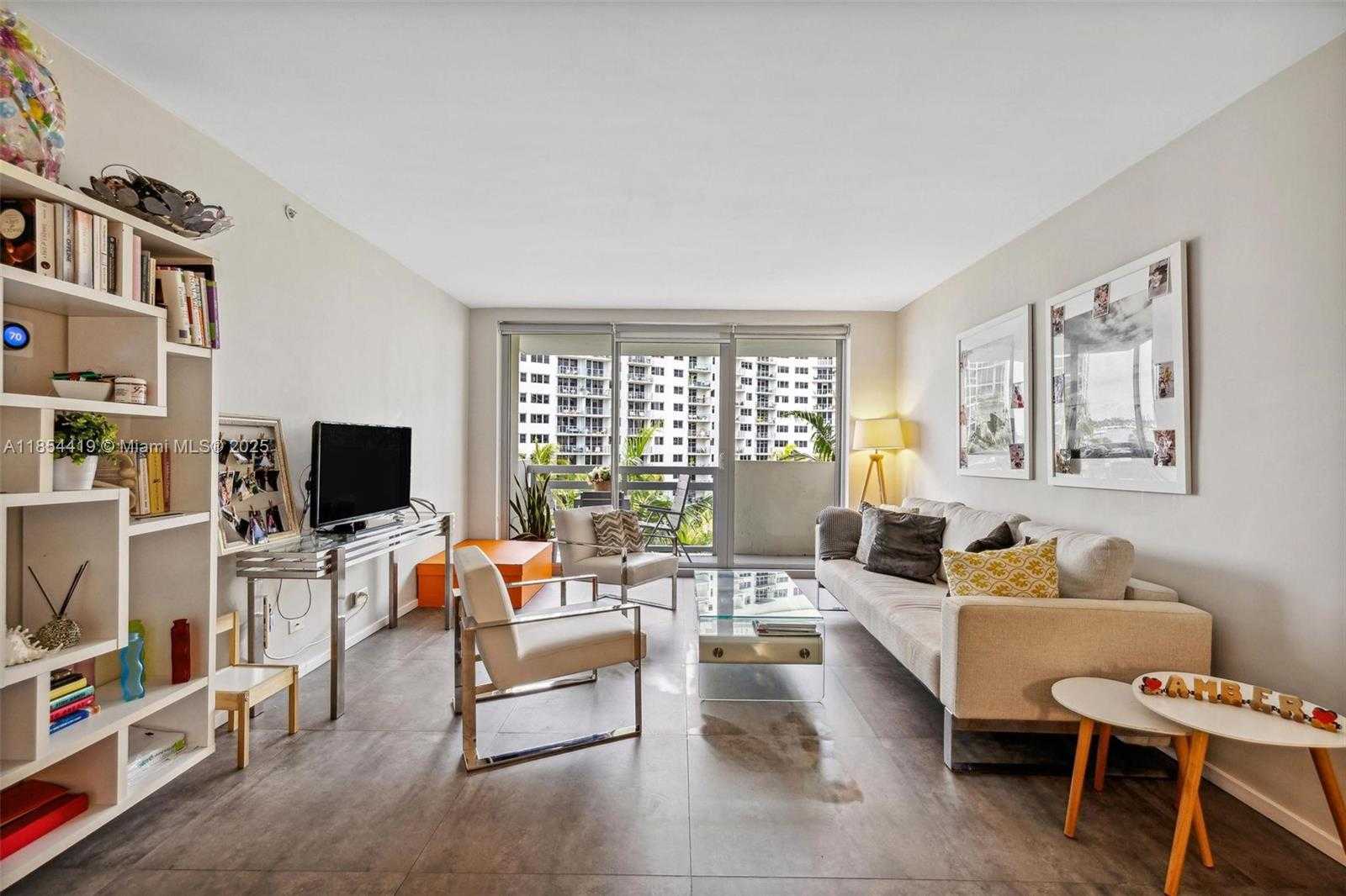 Small Image of 1500 BAY RD #544S, Miami Beach Number 3
