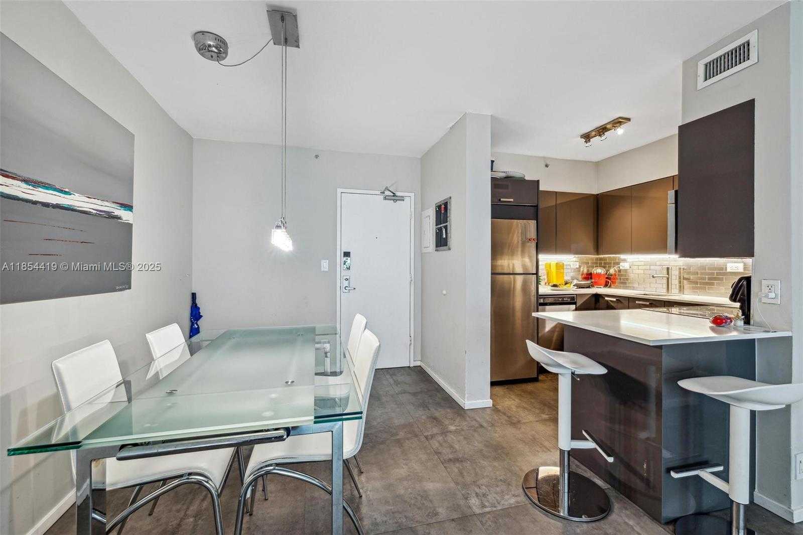 Small Image of 1500 BAY RD #544S, Miami Beach Number 9