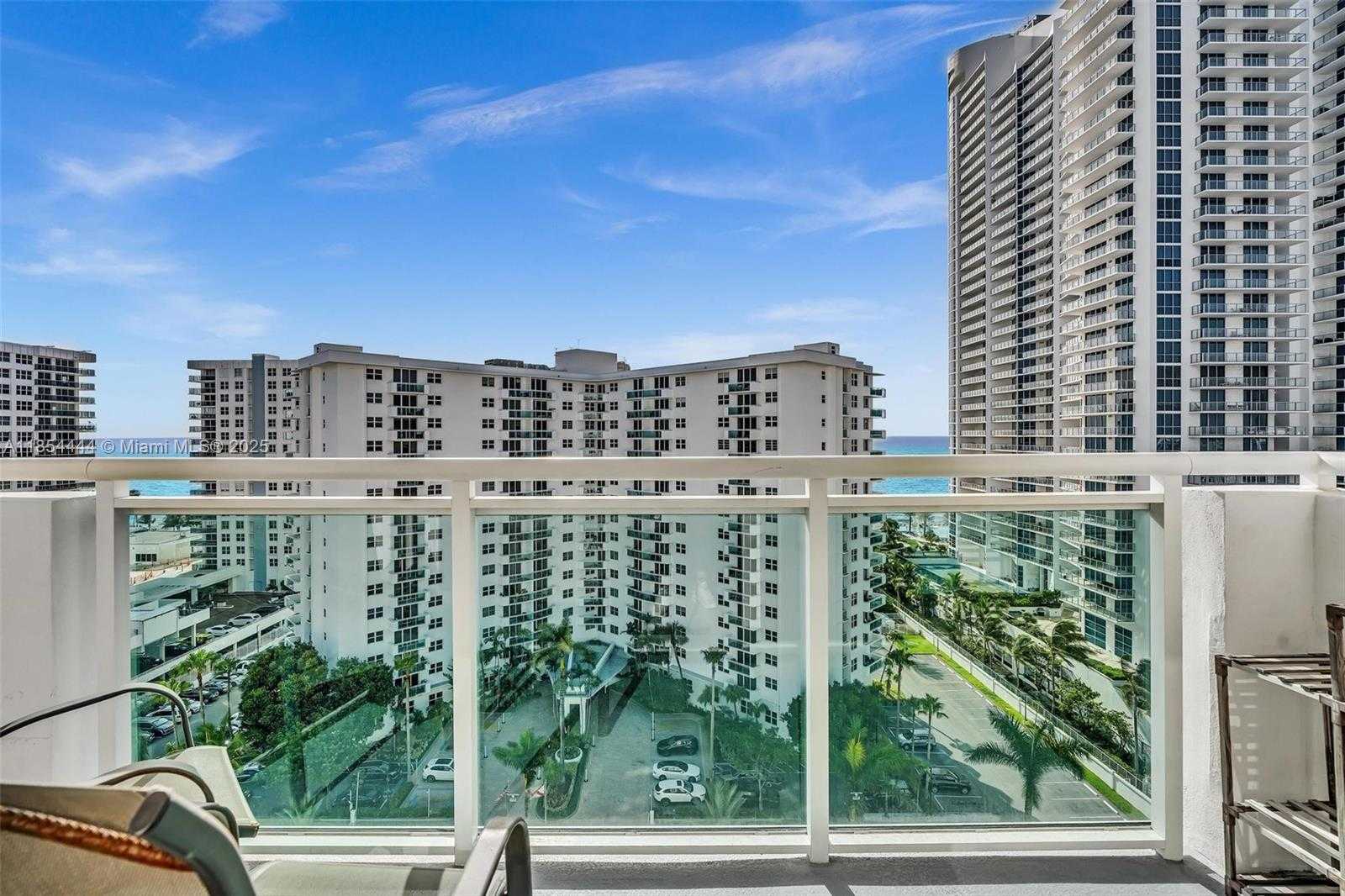 Small Image of 3000 SOUTH OCEAN DR #1210, Hollywood Number 11