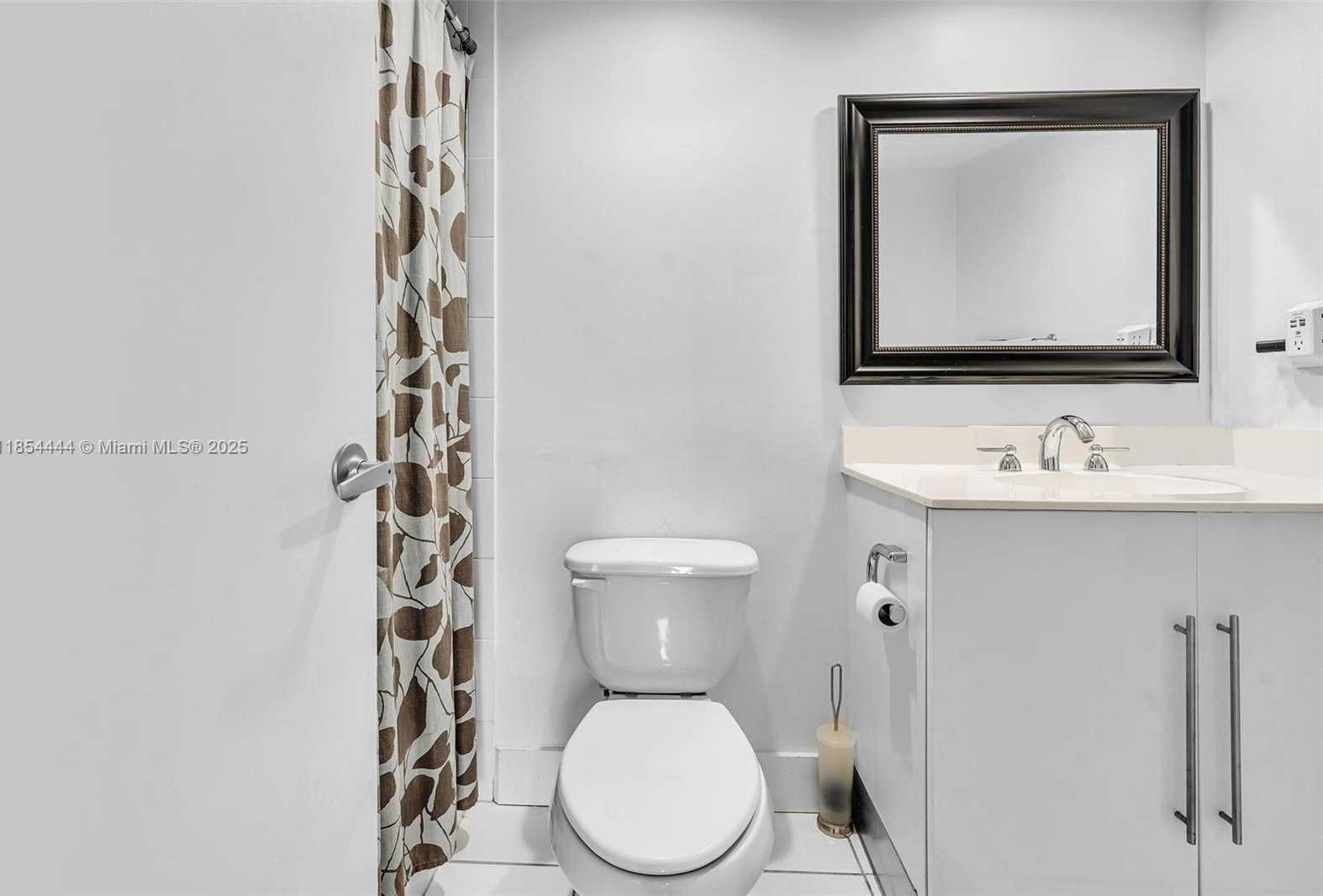 Small Image of 3000 SOUTH OCEAN DR #1210, Hollywood Number 17