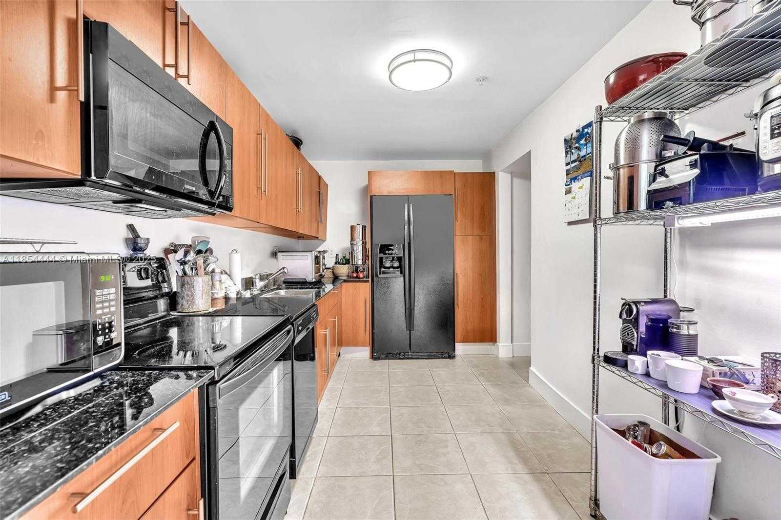 Small Image of 3000 SOUTH OCEAN DR #1210, Hollywood Number 6