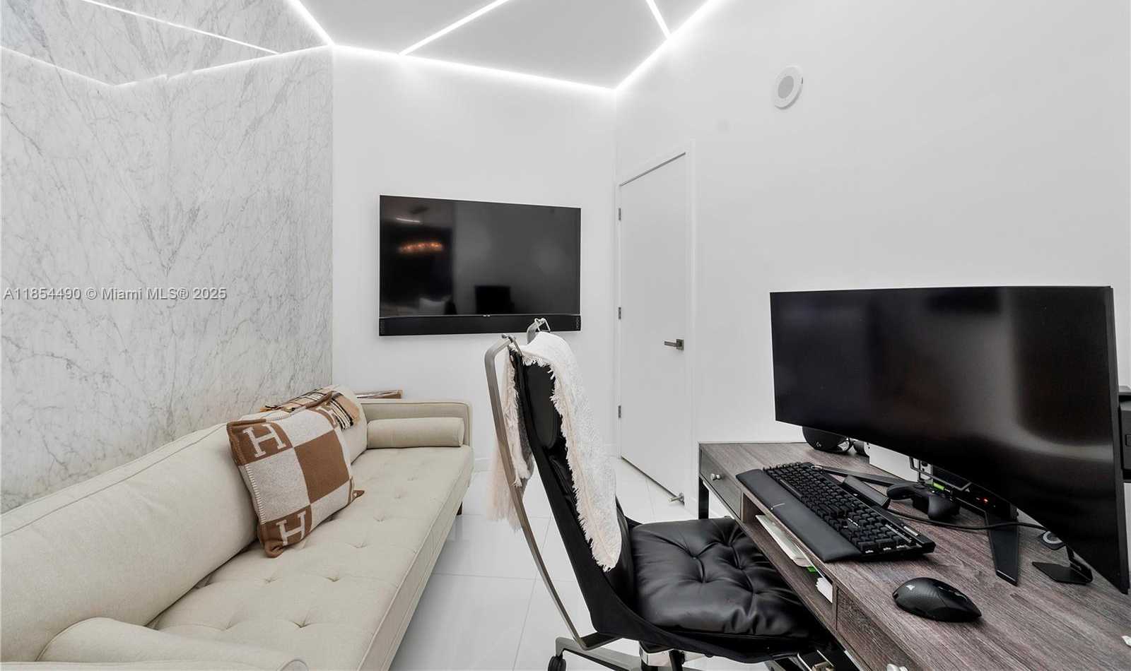 Small Image of 851 NORTH EAST 1ST AVE #2203, Miami Number 10