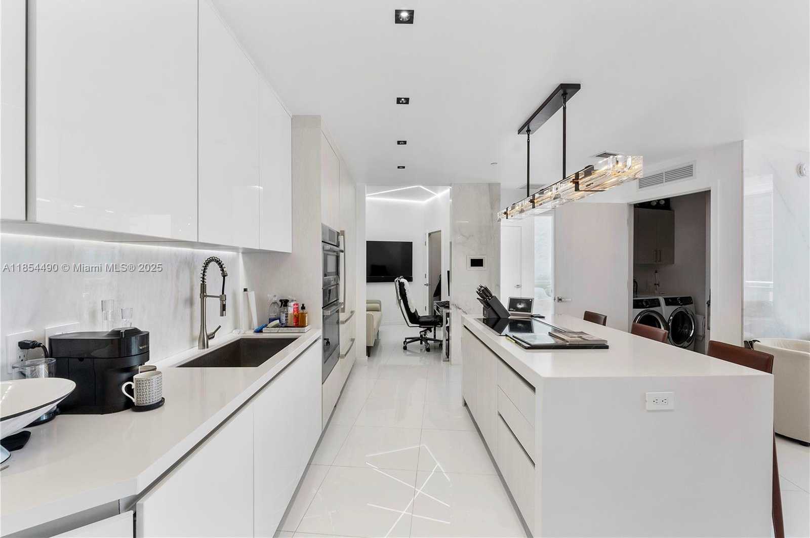 Small Image of 851 NORTH EAST 1ST AVE #2203, Miami Number 11
