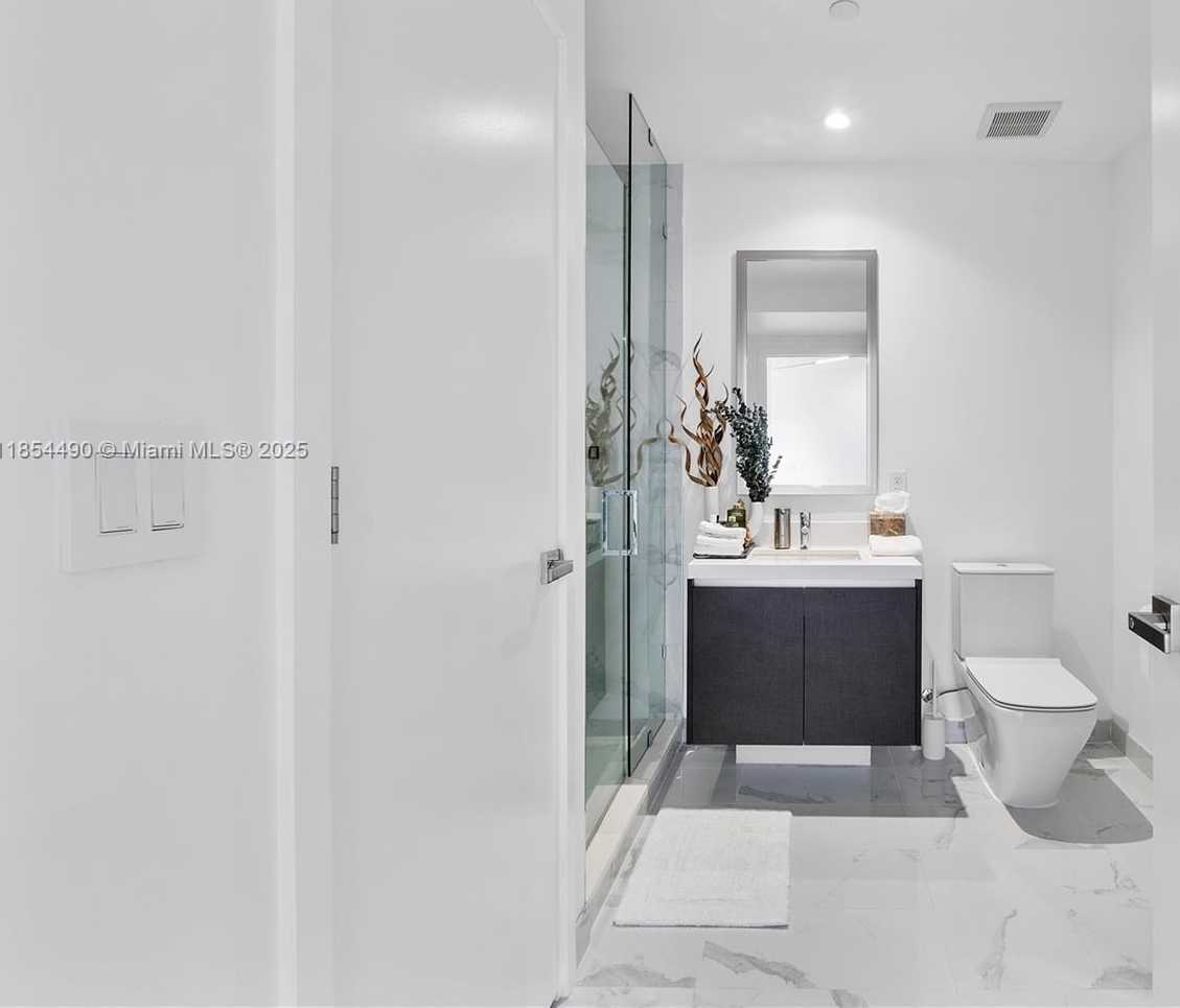 Small Image of 851 NORTH EAST 1ST AVE #2203, Miami Number 29