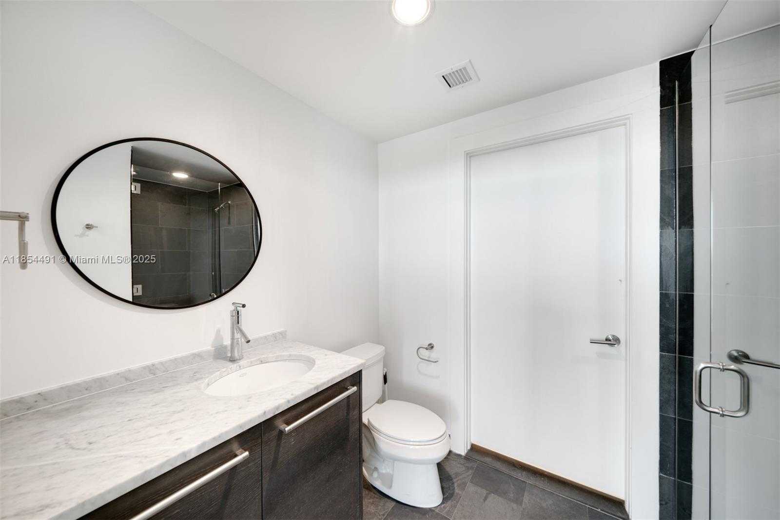 Small Image of 900 BISCAYNE BLVD #905, Miami Number 15