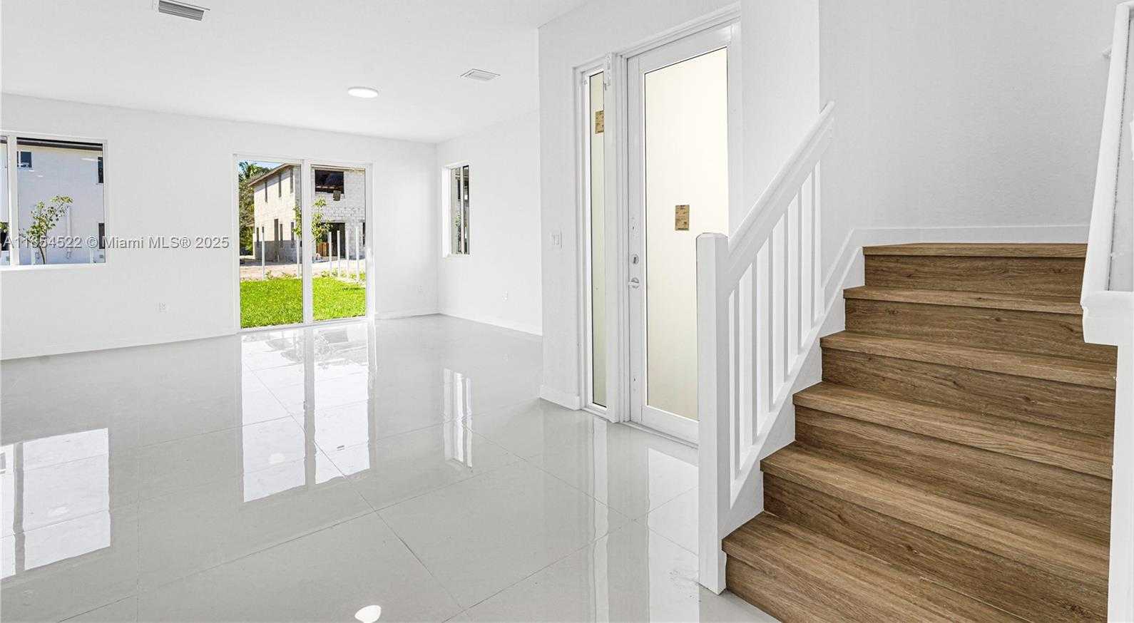 Small Image of 28841 SOUTH WEST 162ND AVE #A, Miami Number 34