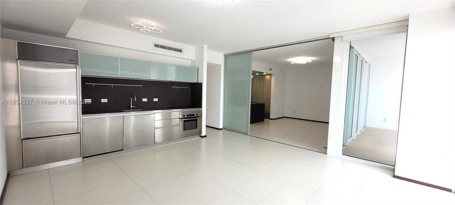 Small Image of 1040 BISCAYNE BLVD #3508, Miami Number 10