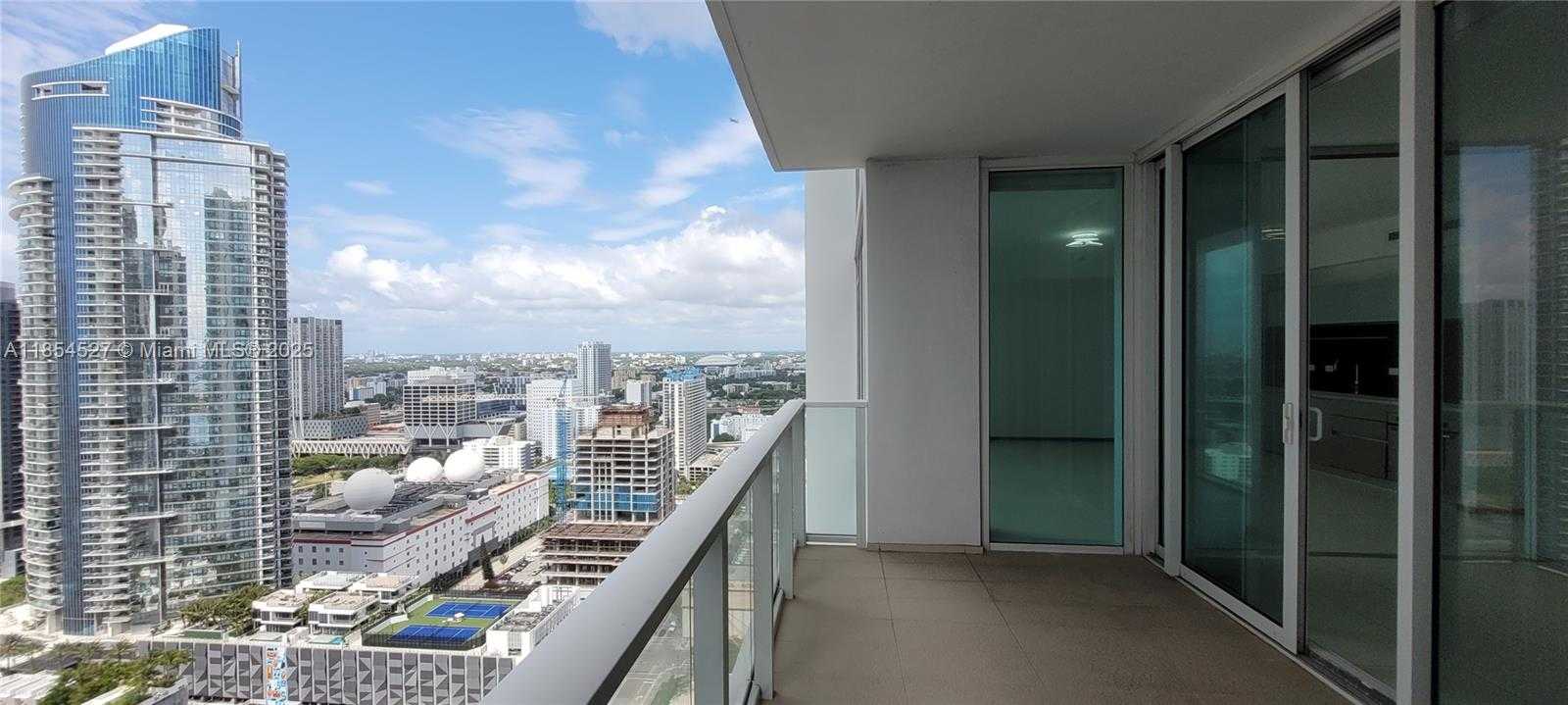 Small Image of 1040 BISCAYNE BLVD #3508, Miami Number 2
