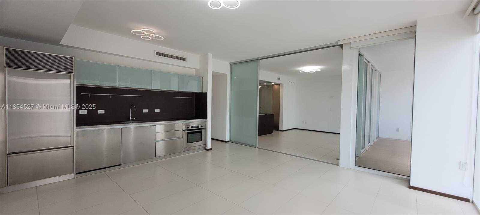Small Image of 1040 BISCAYNE BLVD #3508, Miami Number 32