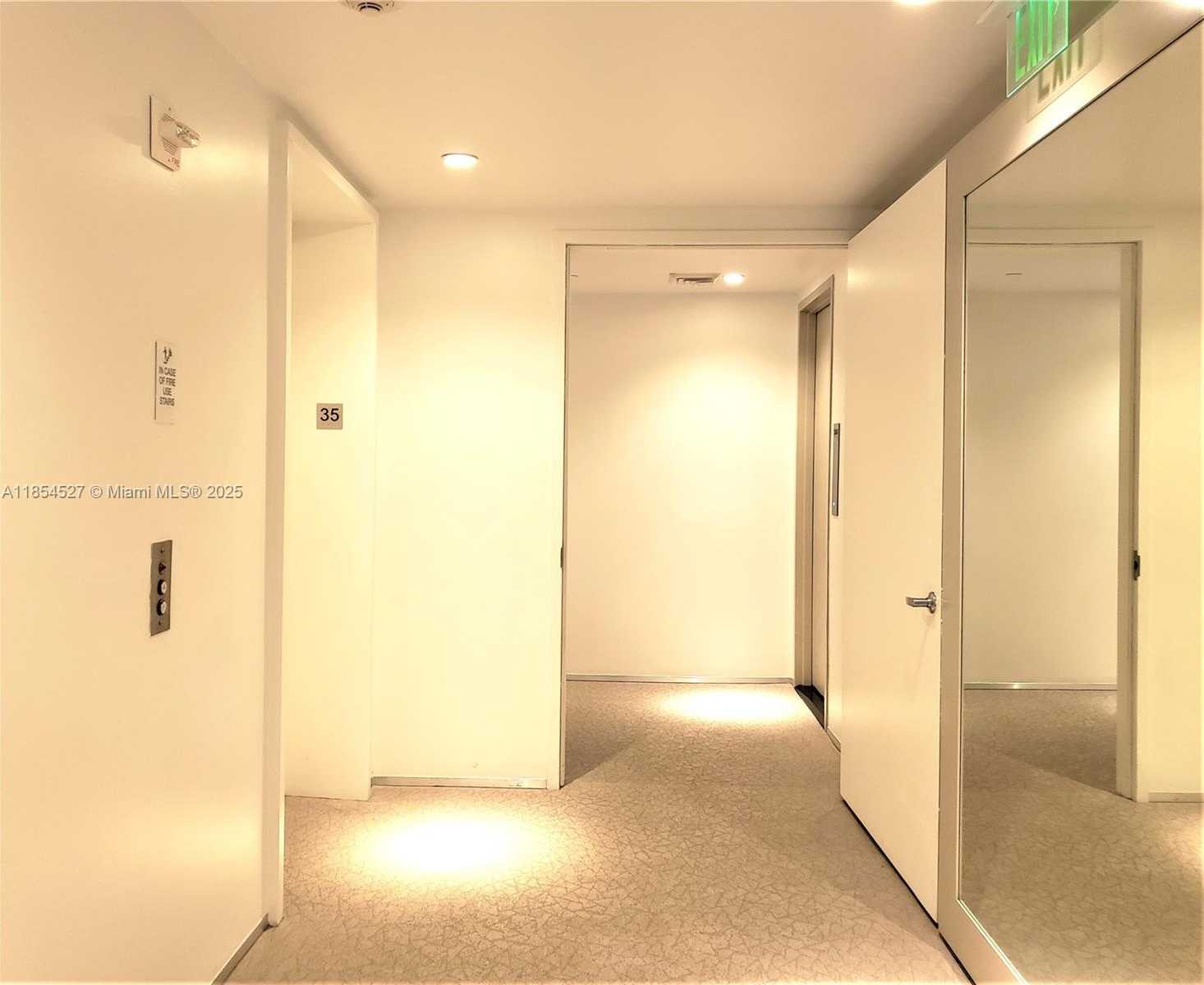Small Image of 1040 BISCAYNE BLVD #3508, Miami Number 39