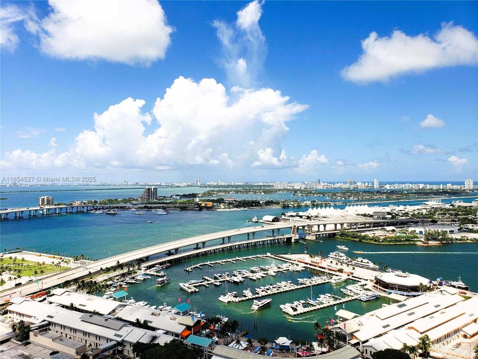 Small Image of 1040 BISCAYNE BLVD #3508, Miami Number 47