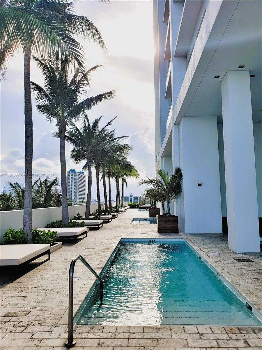 Small Image of 1040 BISCAYNE BLVD #3508, Miami Number 53