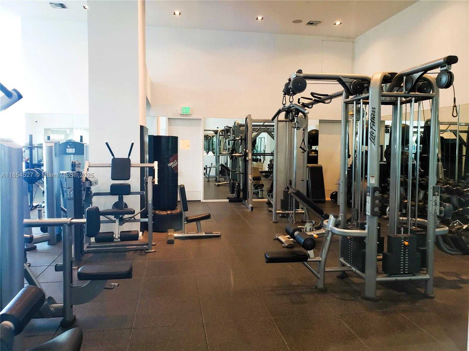 Small Image of 1040 BISCAYNE BLVD #3508, Miami Number 56