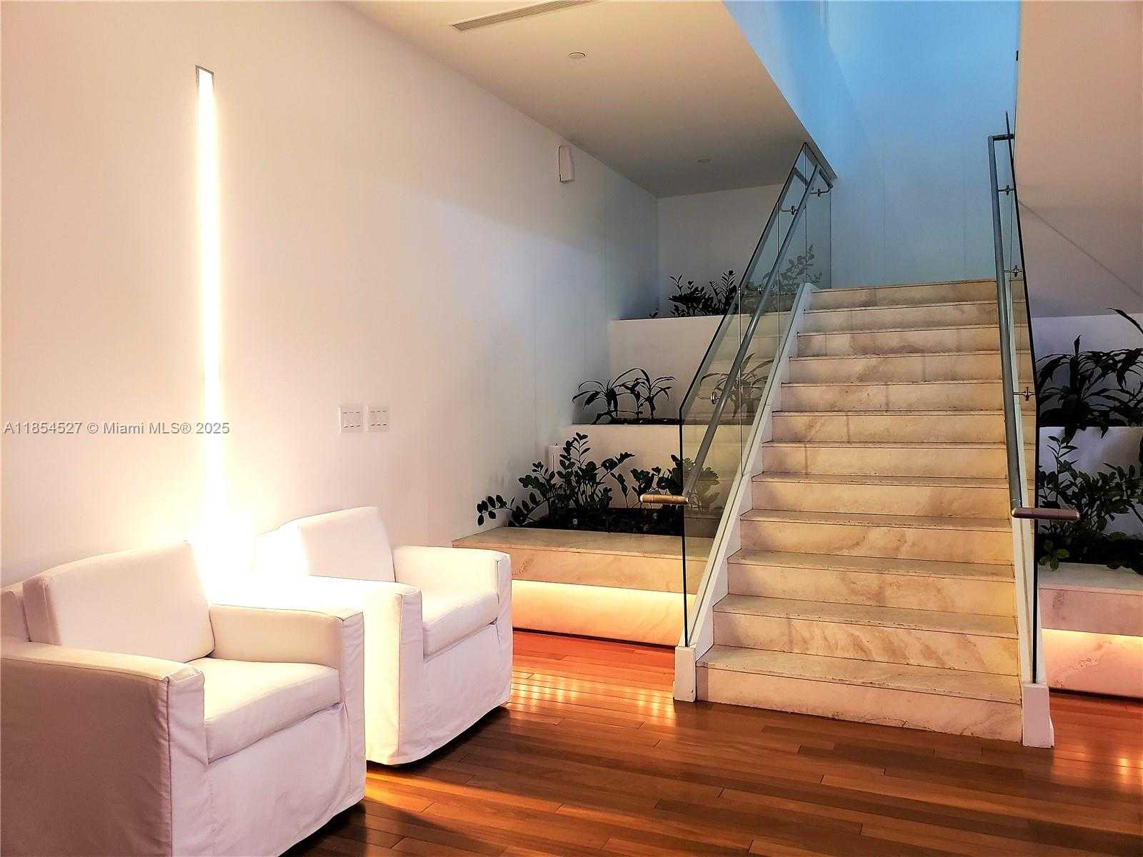 Small Image of 1040 BISCAYNE BLVD #3508, Miami Number 63