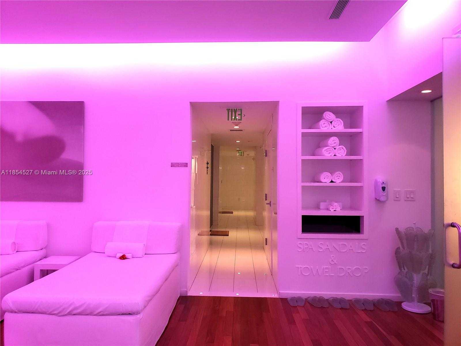 Small Image of 1040 BISCAYNE BLVD #3508, Miami Number 69