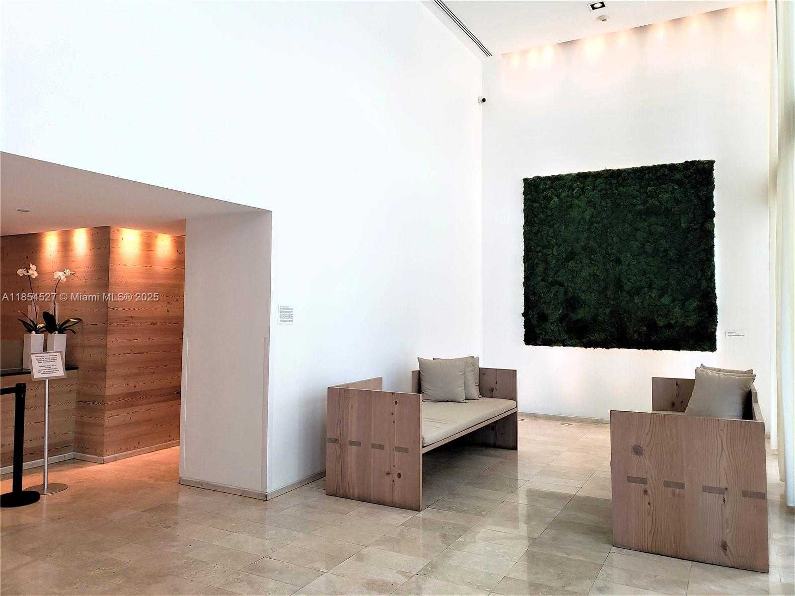 Small Image of 1040 BISCAYNE BLVD #3508, Miami Number 74