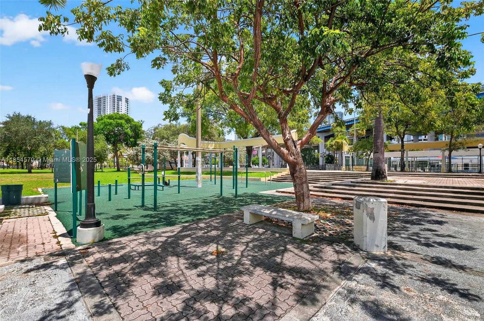 Small Image of 444 SOUTH WEST 4TH ST #105, Miami Number 20